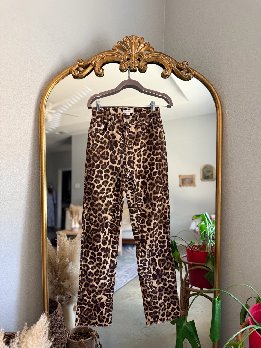 Aligne straight leg miso leopard jeans size 26
